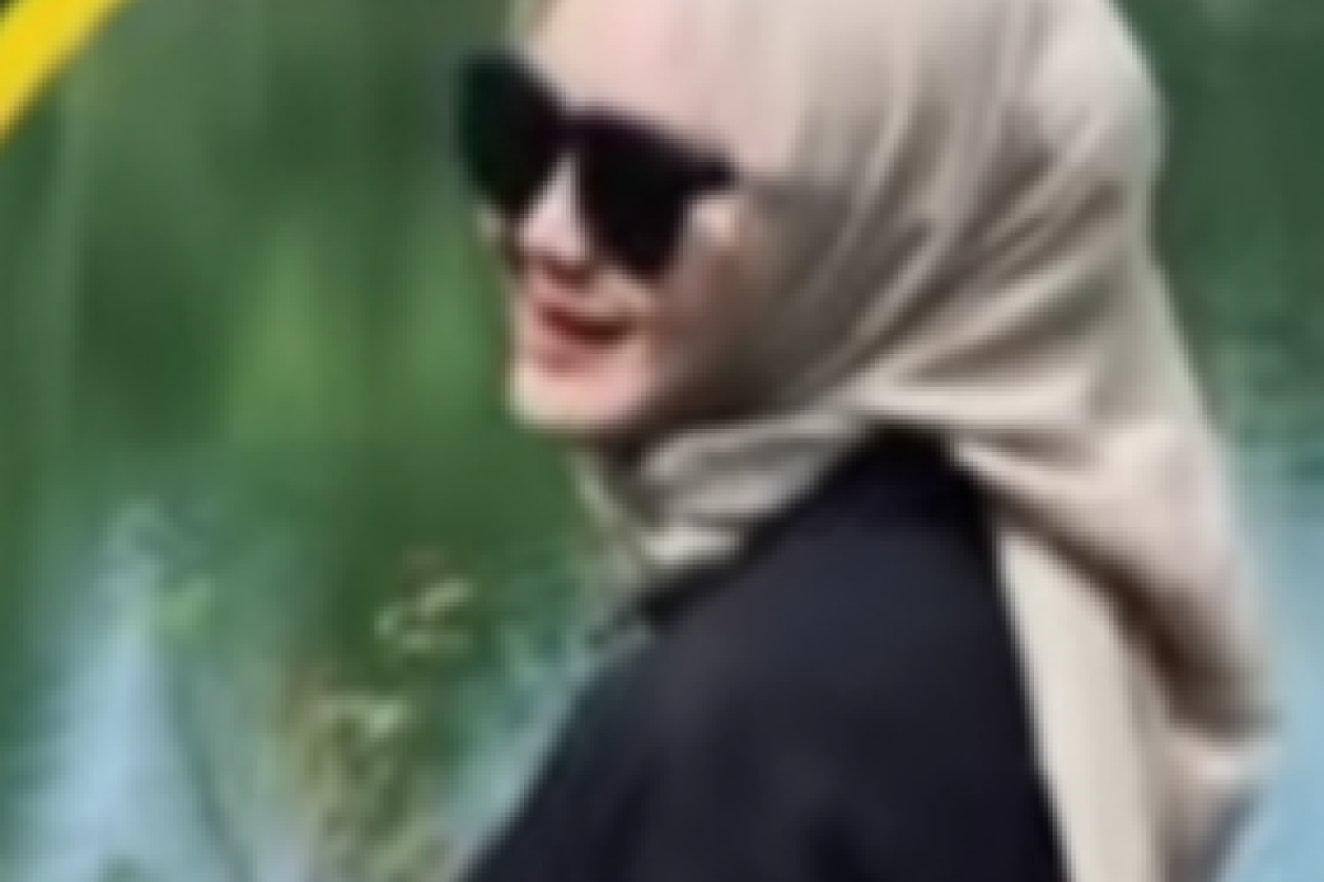 Profil Tampang Amalina Almas Sosok yang Diduga Terlibat Video Skandal dengan Nugraha Yudha MudiartoKepala Dinas Pendidikan Lumajang yang Kini Resmi Dipecat