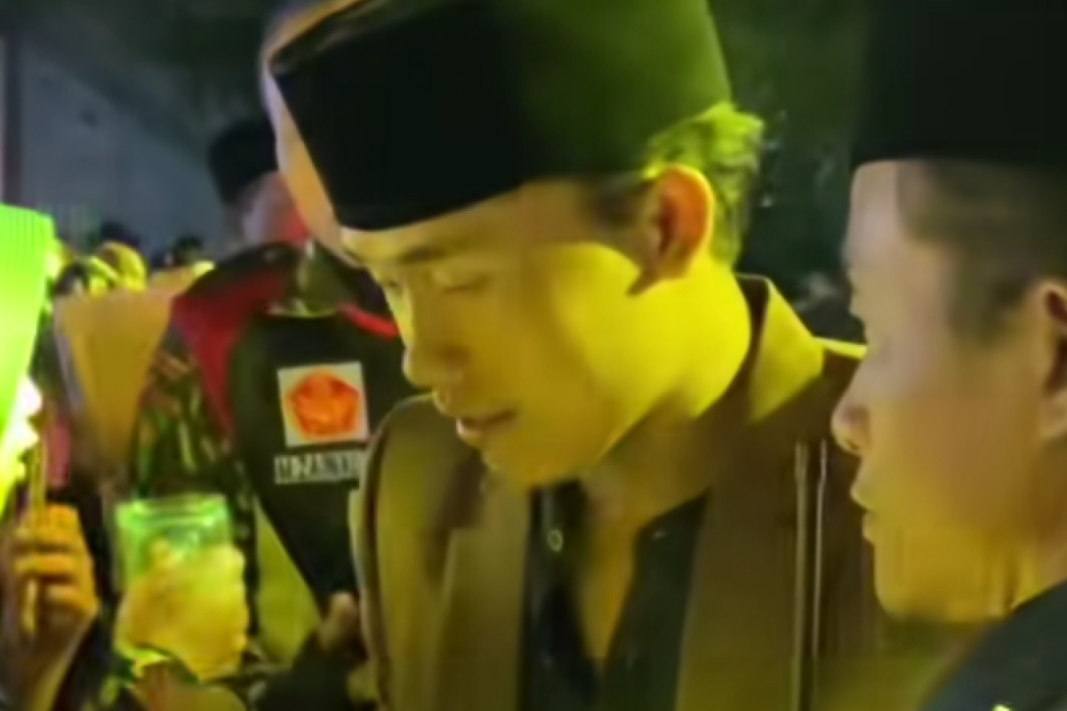 Gus Elham Yahya Anaknya Siapa? Inilah Biodata Penceramah Muda yang Kini Dikecam karena Cium Anak Dibawah Umur, Bukan Orang Sembarangan?