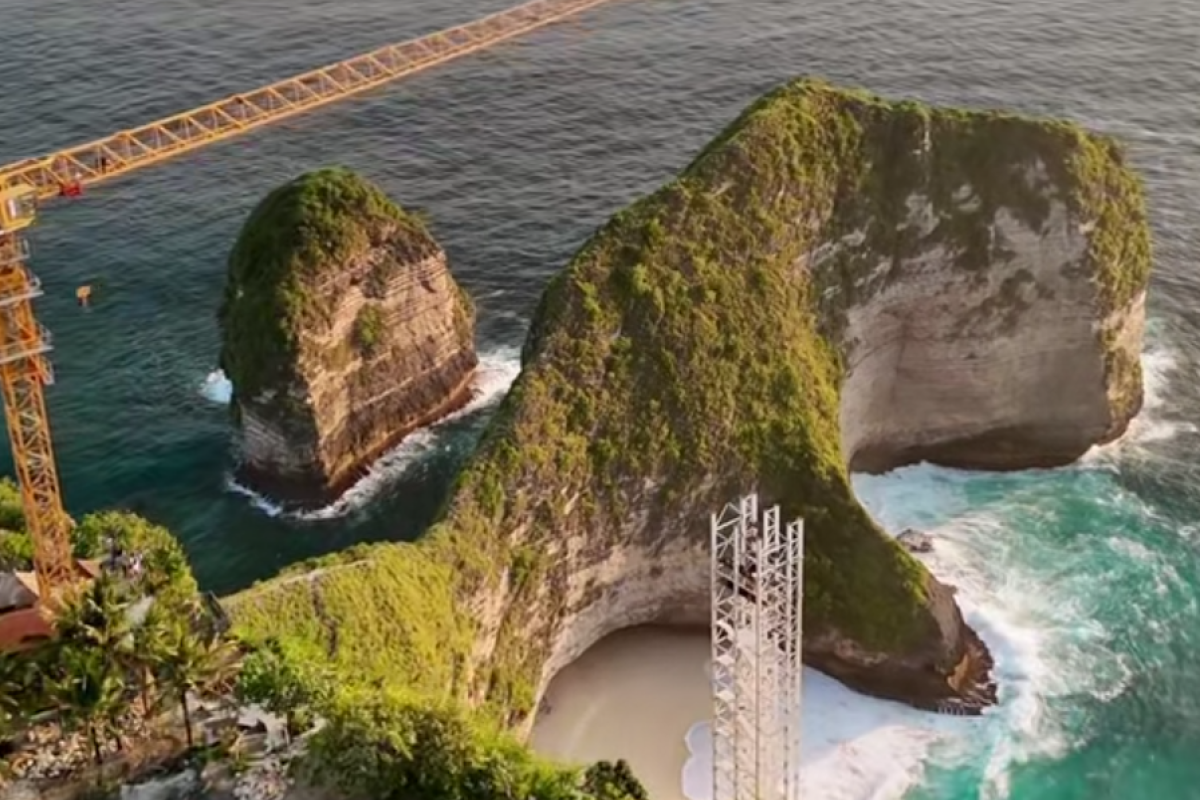 Siapa di Balik Izin Pembangunan Lift di Pantai Kelingking? Bukan Proyek Pemerintah, Tapi Swasta yang Beri Wewenang