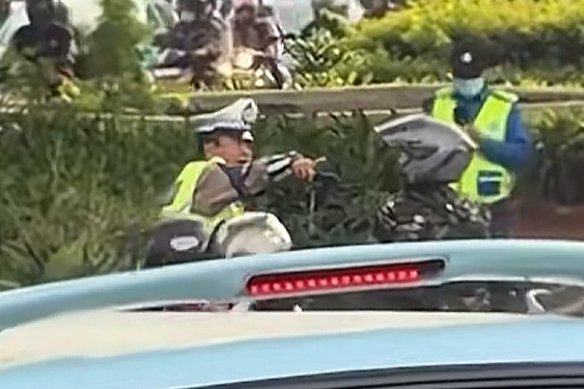 Viral Anggota TNI dan Polisi Adu Mulut di Jalan Raya Jakarta Timur