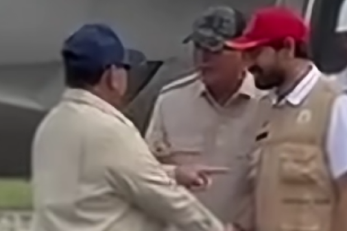 Presiden Prabowo Subianto Tinjau Langsung Lokasi Bencana di Aceh, Peluk Gubernur Mualem di Tengah Kesedihan Warga