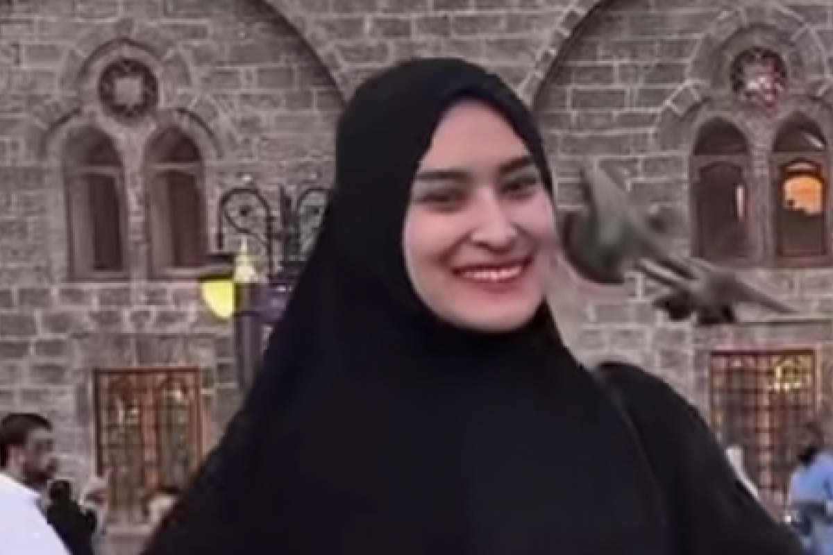 Profil Tampang Angbeen Rishi Istri Adly Fairuz yang Dikabarkan Bercerai, Lengkap dari Umur, Agama dan Akun Instagram