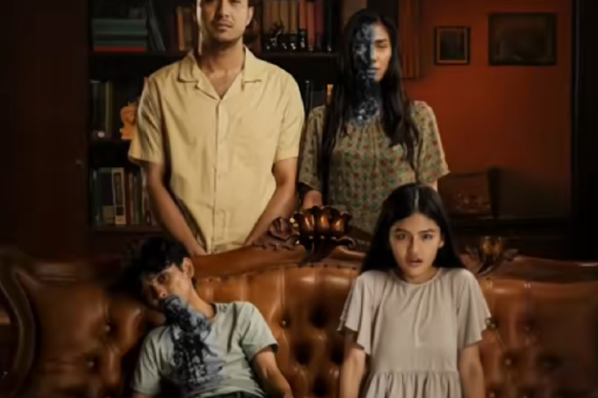 Download Nonton Film Riba (2025) Dibintangi Ibrahim Risyad di Bioskop Bukan LK21: Kisah Tragis Ayah Muda yang Terjebak Utang dan Pesugihan Berdarah