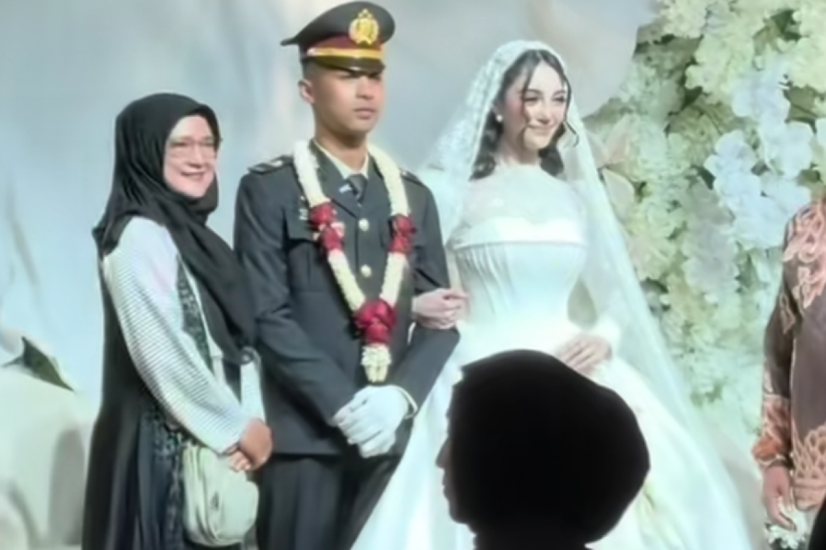 Selamat! Alvara Tita TikToker Cantik Resmi Menikah dengan Anggota Kepolisian Demiral pada Sabtu, 13 Desember 2025