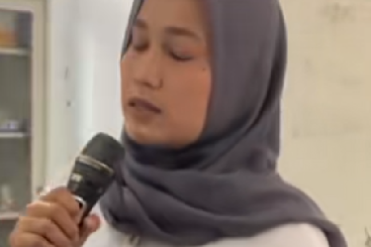 Profil Tampang Indah Orang Tua Indra Lutfiana Putra Siswa SMAN 1 Cimarga yang Viral Usai Ditampar Kepala Sekolah Dini Fitria Akibat Merokok Lengkap: Umur, Agama dan IG