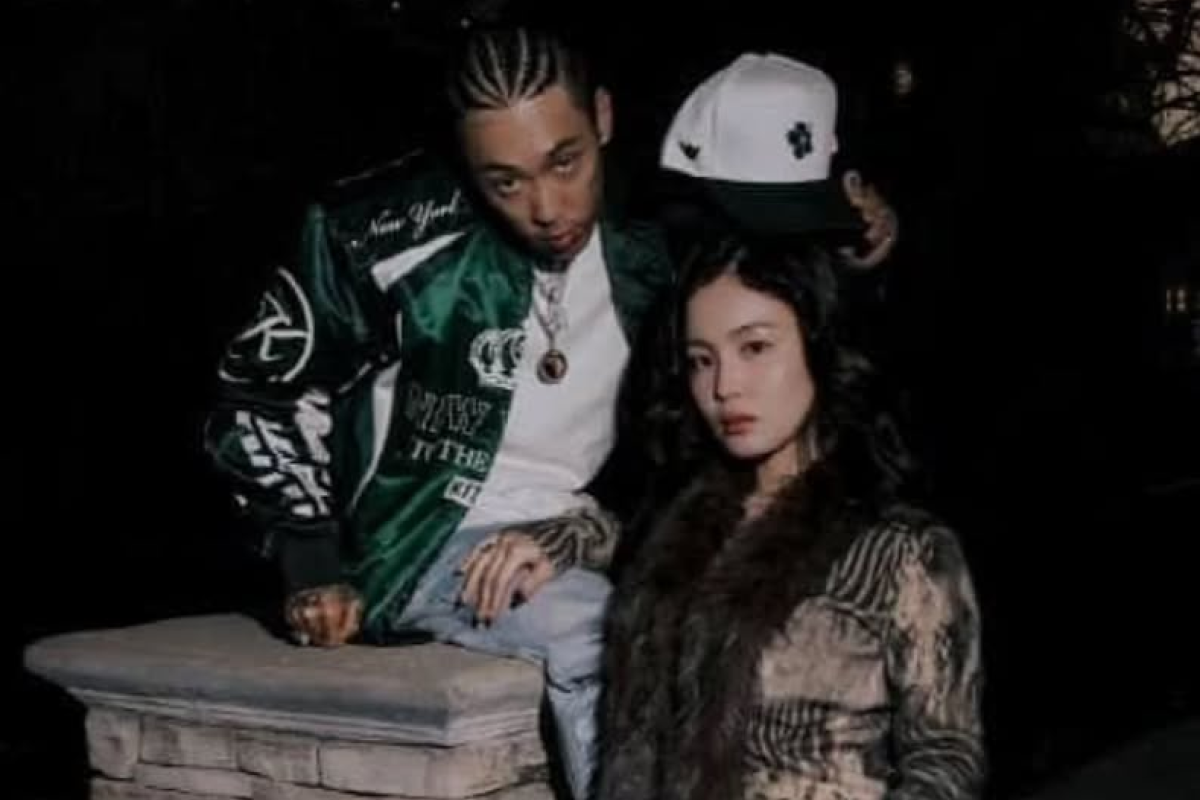 Profil Rapper Dok2 yang Umumkan Telah Berpacaran 5 Tahun dengan Penyanyi Korea Selatan Lee Hi: Umur, Agama dan Akun IG