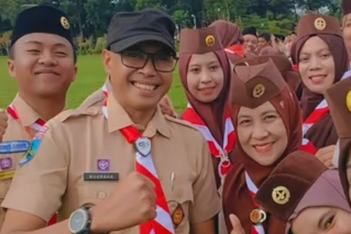 Siapa Istri dan Anak Nugraha Yudha Mudiarto? Mantan Kepala Dinas Pendidikan Lumajang yang Dipecat Usai Skandal Video dengan Amalina Almas, Bukan Orang Sembarangan?