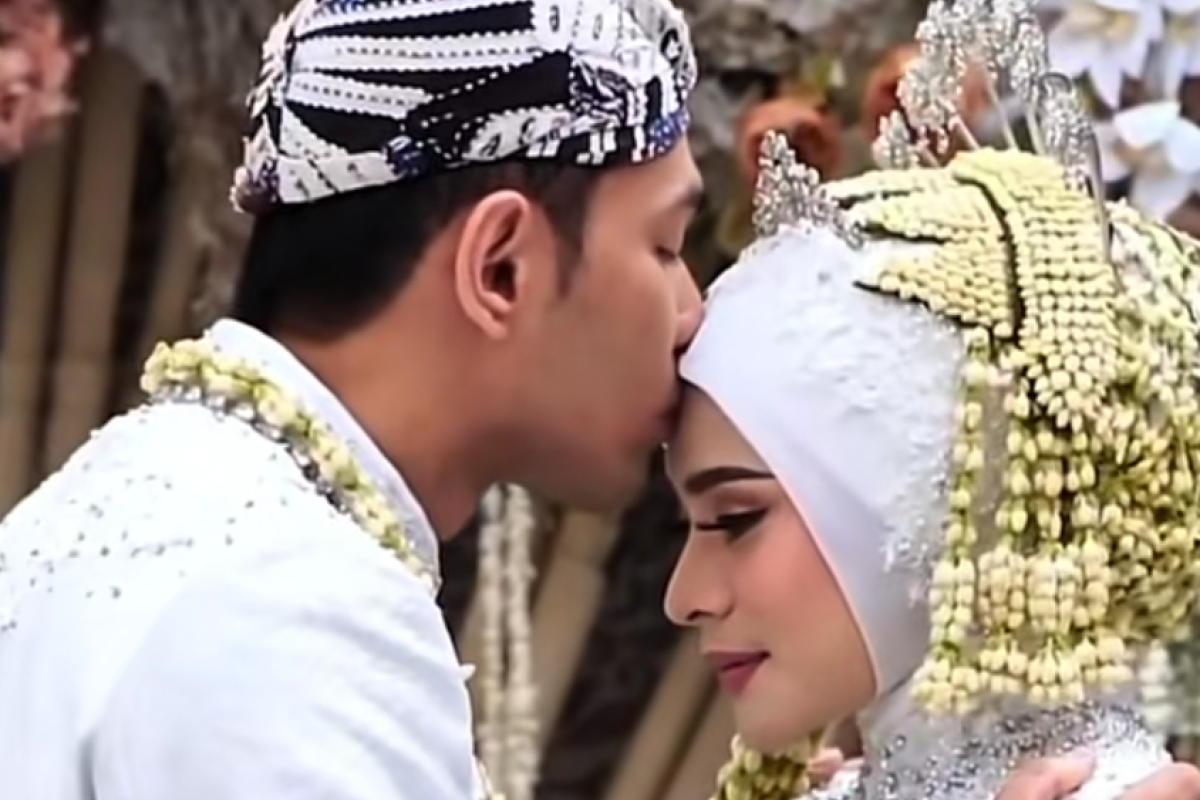 Firly Assyifa Anaknya Siapa? Inilah Bidoata Sosok yang Resmi Menikah dengan Atlit Bulu Tangkis Fajar Alfian, Bukan Orang Sembarangan?