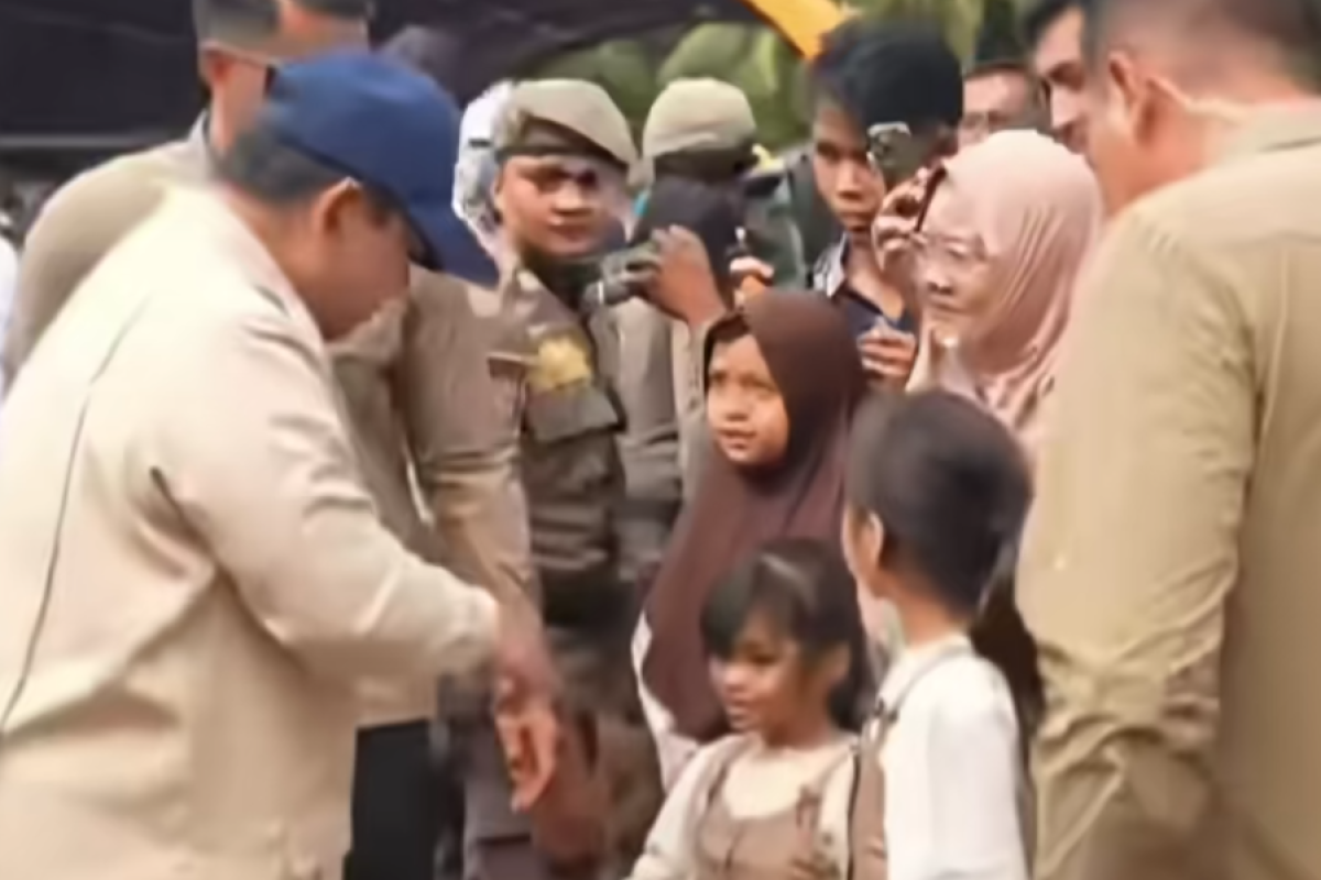 Presiden Prabowo Subianto Kunjungi Sumatera Barat: Tinjau Langsung Penanganan Bencana dan Dorong Pemulihan Infrastruktur yang Berkelanjutan