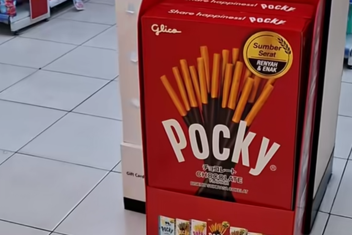 Pocky Raksasa di Indomaret Bikin Heboh Netizen, Harganya Fantastis tapi Isinya Bikin Penasaran!