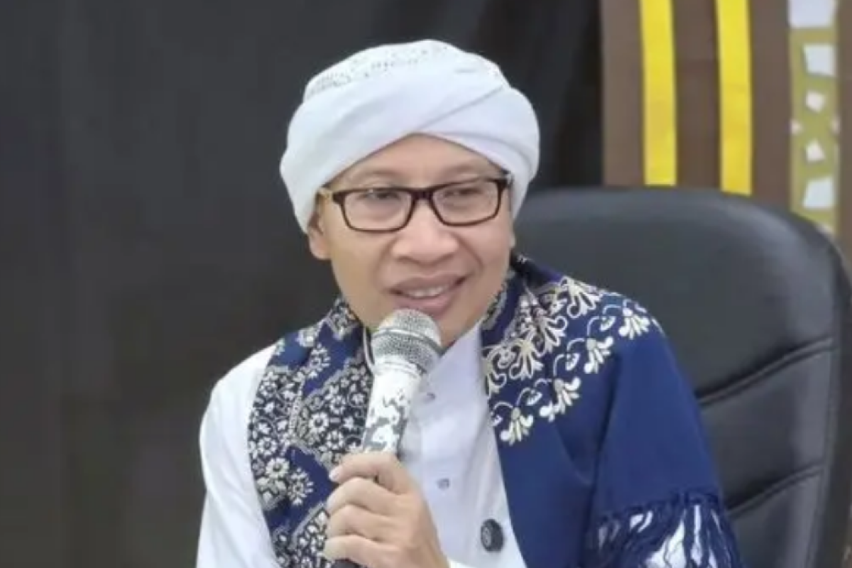 Buya Yahya Serukan Umat Tak Ributkan Sunni-Syiah di Tengah Ketegangan Iran dan Israel