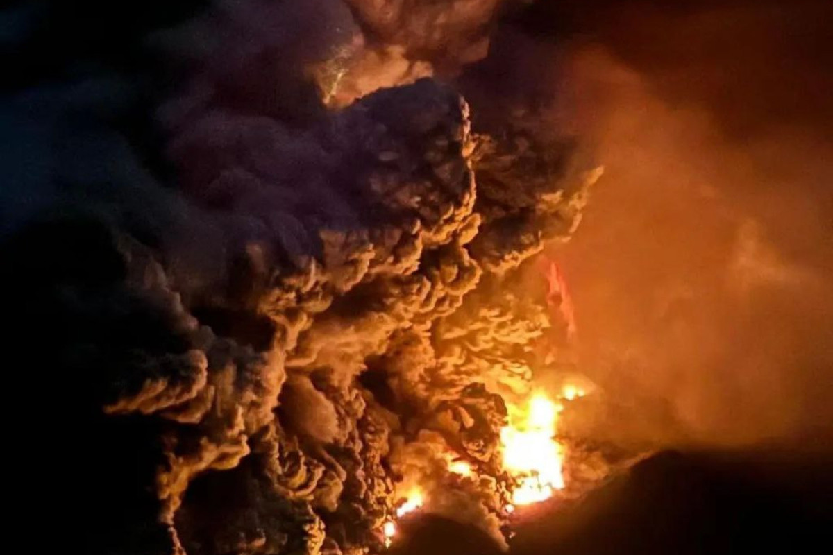 Kenapa Bisa Ada Petir atau Kilat di Gunung Ruang Saat Meletus hingga Foto Viral Tiktok? Darimana Asal Usul hingga Dampaknya?