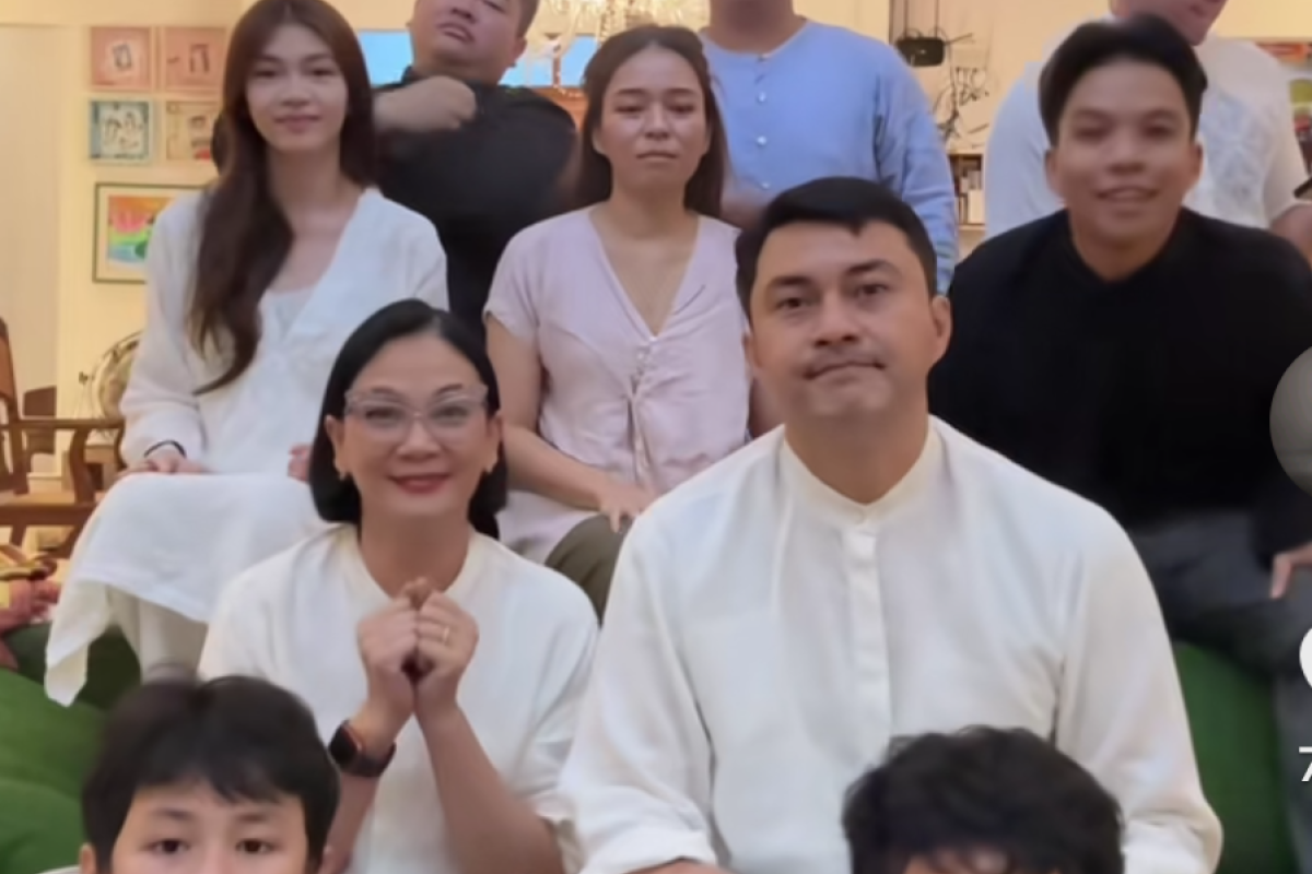 Anjasmara Bukan Cucu Kandung Soekarno, Ini Fakta Asal Usul Keluarga dan Biodatanya