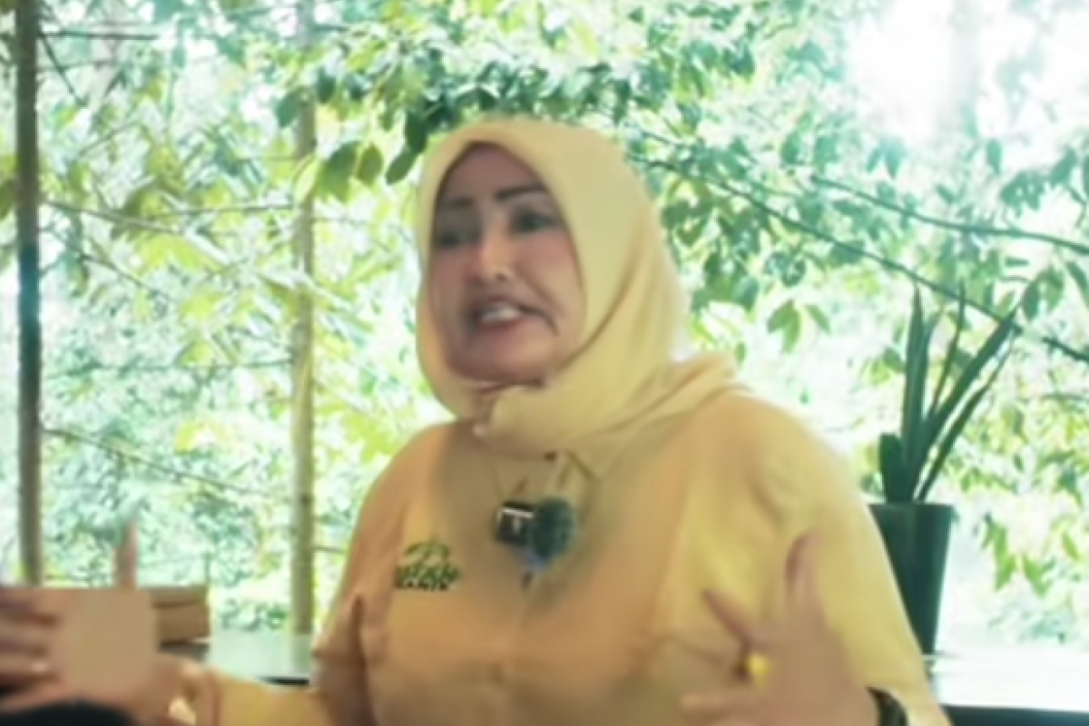 Siapa Rosita Istiawan? Perempuan Tangguh yang Menghidupkan Kembali Lahan Gersang Jadi Hutan Organik Seluas 30 Hektare