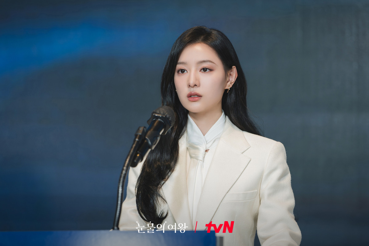 Nonton Download Queen of Tears 2 Episode Spesial Bukan di LK21 Atau Bilibili Tapi di TVN:Kim Jung Nan dan Kim Young-min Mengungkapkan Rahasia di Balik Layar