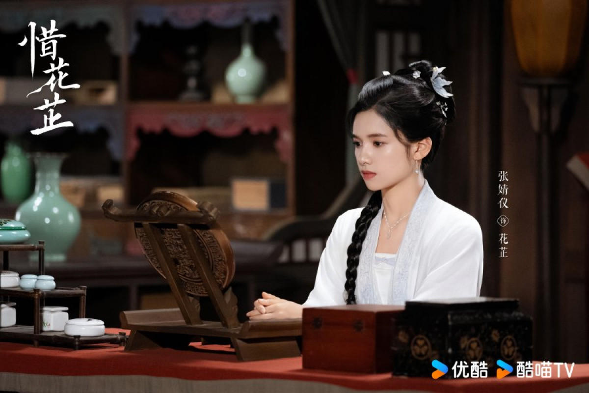 Nonton Download Blossoms in Adversity Sub Indo Episode 27 dan 28 di YOUKU Bukan LK21 Atau Bilibili: Hua Zhi Telah Menemukan Pangeran Dalam Persembunyiannya