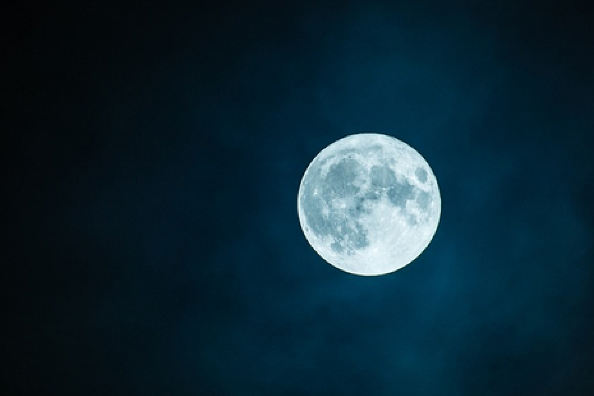 Fenomena Sturgeon Moon 9 Agustus 2025: Jam Kemunculan di Indonesia, Asal-Usul Nama, dan Cara Mengamati