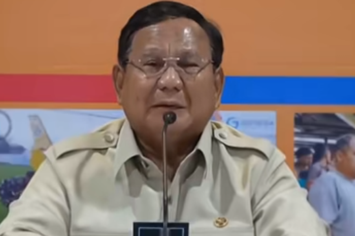 Prabowo Tegas ke Bupati Aceh Selatan yang Umrah Saat Banjir: Lari Saja Enggak Apa-apa… Copot!