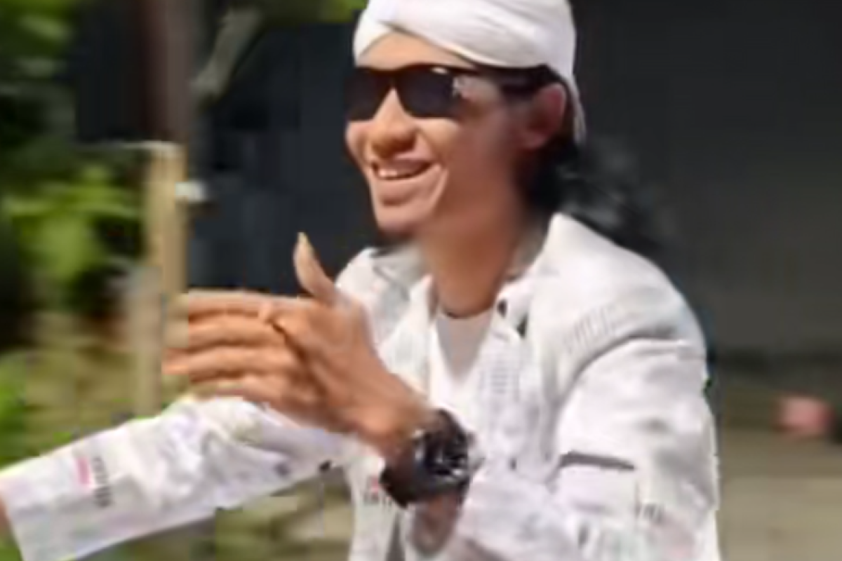 Gus Huda Jadi Sorotan Publik Usai Konvoi Tanpa Helm Sambil Merokok di Semarang