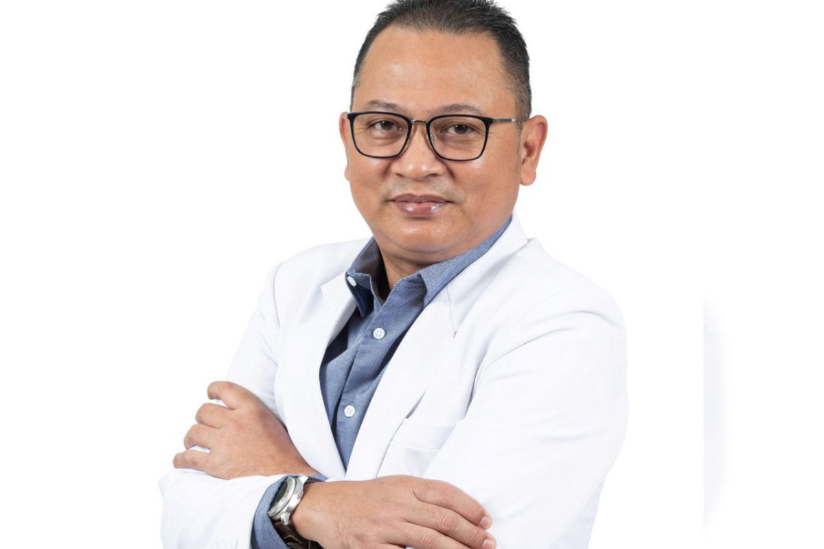 Biodata dan Agama dr Edwin Tobing Bukan KalengKaleng! Benarkah Ayah