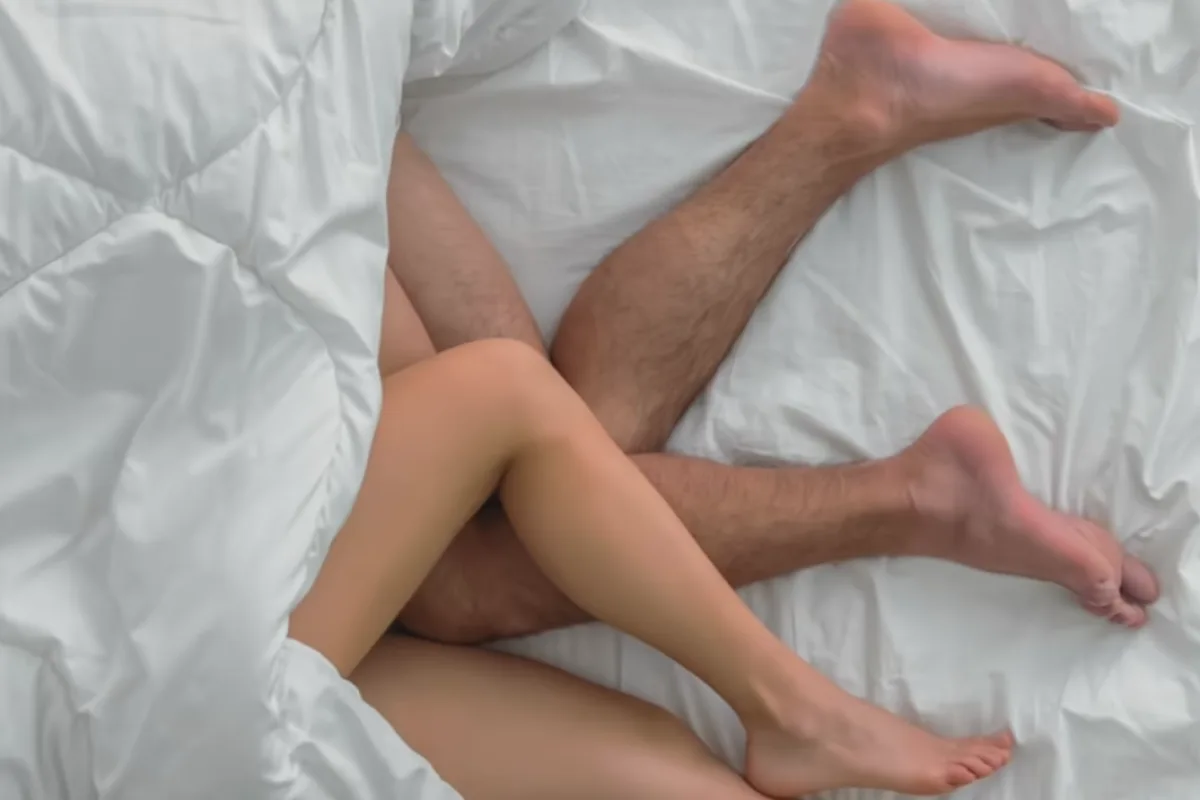 No Sensor Nonton Series Love & 10 Million Dollars Episode 1-2 di WeTV Bukan LK21: Adegan Panas Davina Karamoy dan Giorgino Abraham