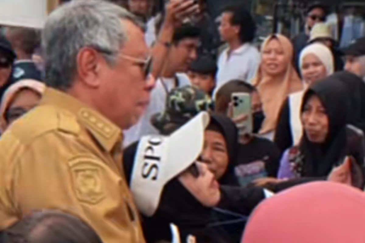 Siapa Wali Kota Tangsel? Intip Biodata Benyamin Davnie yang Didemo Mahasiswa UMJ, Benarkah Gagal Atasi Krisis Sampah yang Makin Parah?