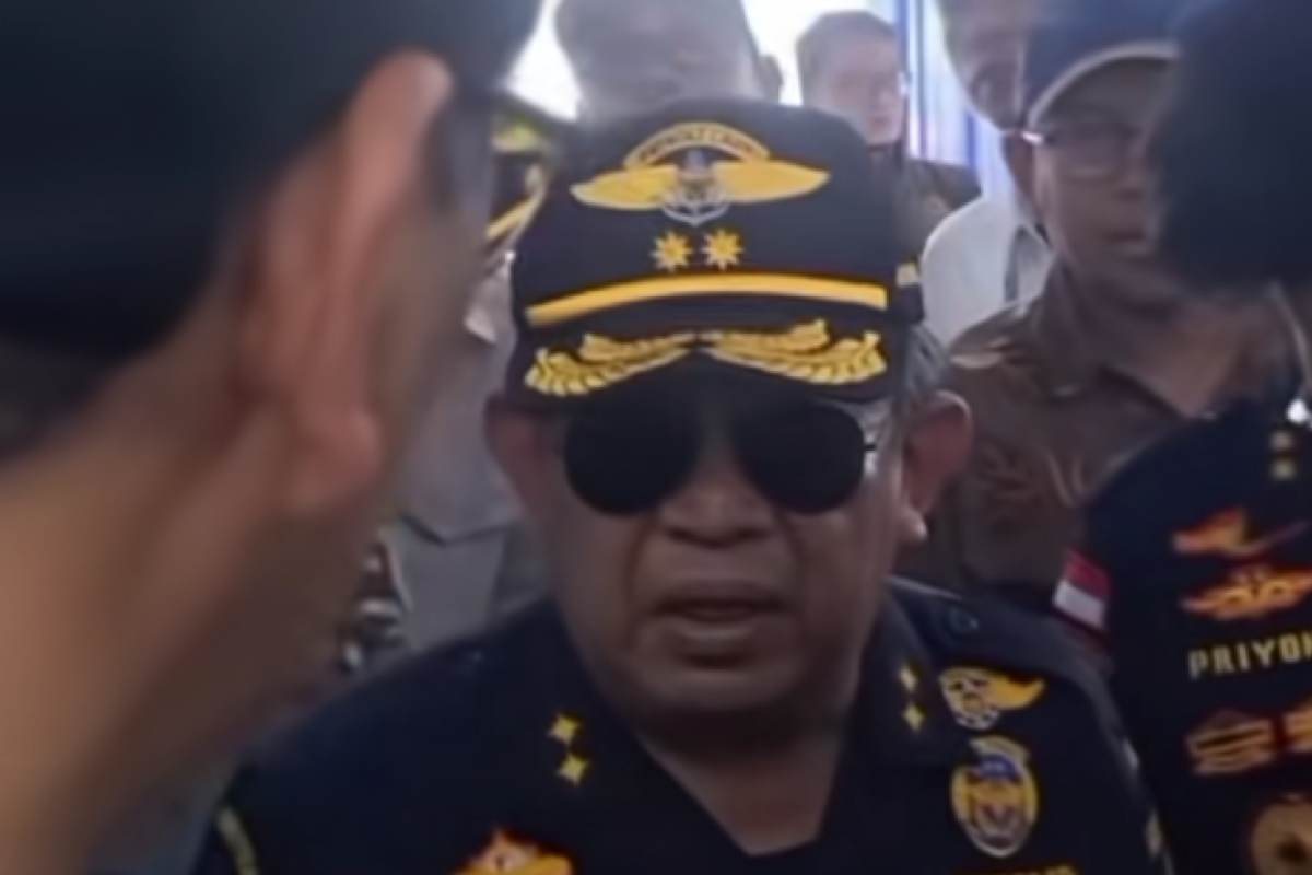 Profil Tampang Nirwala Dwi Heryanto Pejabat Bea Cukai yang Disemprot Menkeu Purbaya Yudhi Sadewa karena Usulan Bantuan Baju Bekas Impor: Umur, Agama dan IG