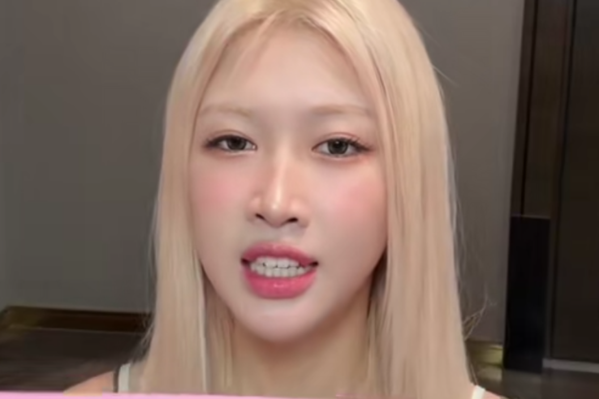 Profil Tampang Daisy Influencer Tiongkok yang Bikin Geram Natizen Usai Menandatangani Album Solo Rosé saat Acara Fansign di Pop-Up Store: Umur, Agama dan Akun IG