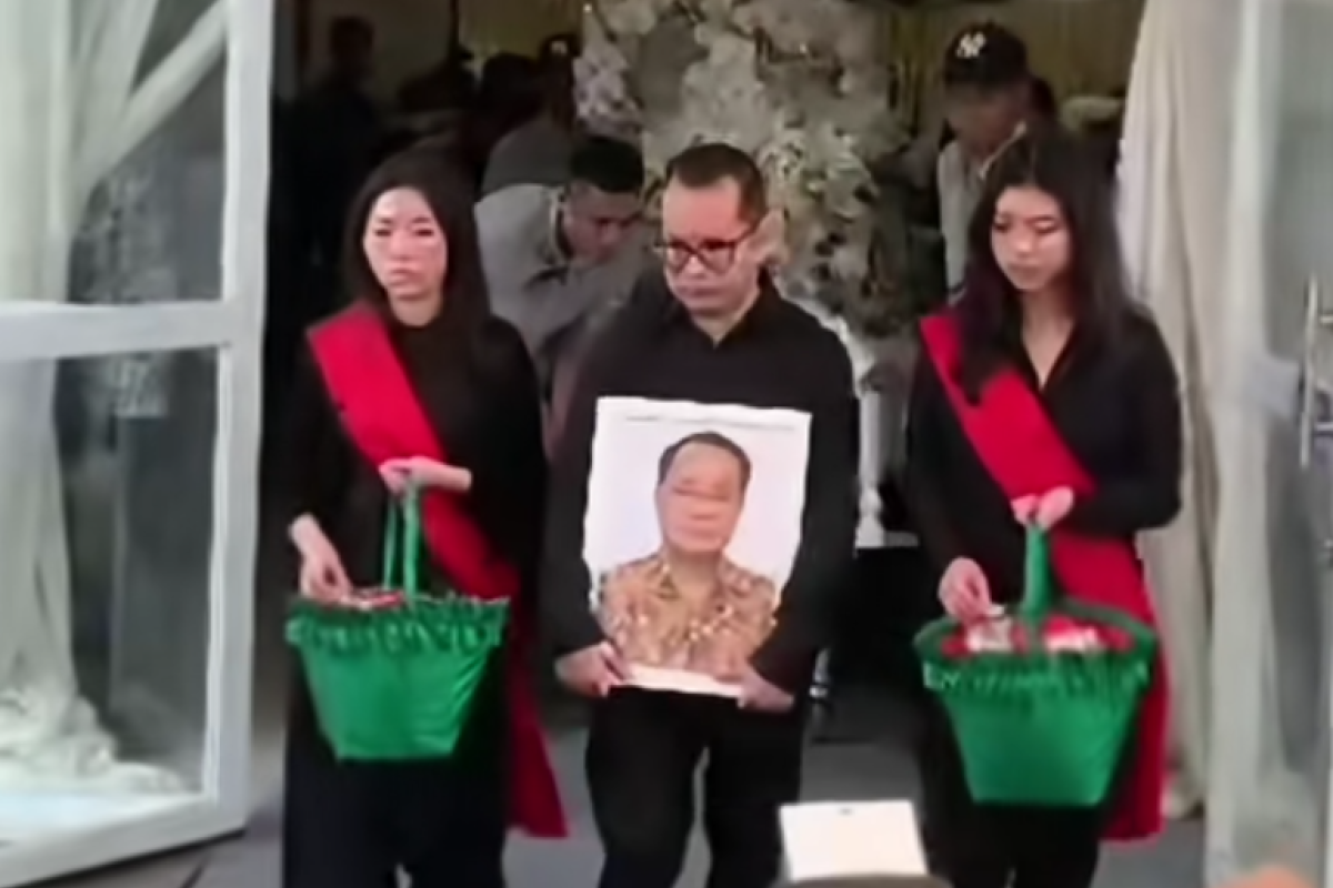 Profil Natalina Surjani Sudartan Istri F.X. Hartono Soeprapto Pemilik Hartono Elektronik Yang Meninggal Dunia