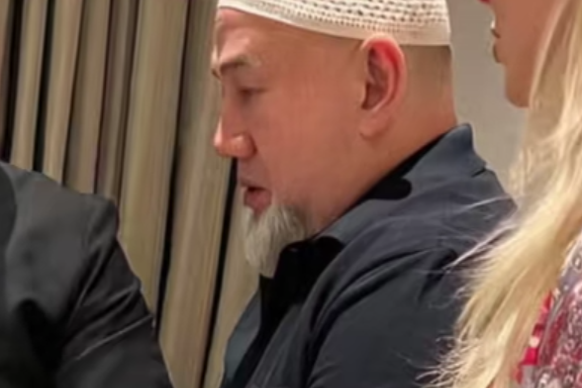 Profil Tampang Muhammad V dari Kelantan Sosok Sultan Malaysia yang Diduga Menikah Siri dengan Penyanyi Amerika Brittany Porter: Umur, Agama dan Akun Instagram