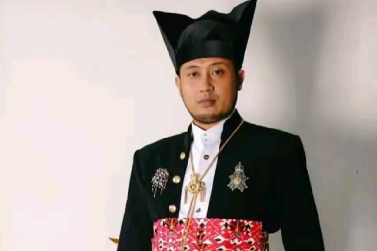 Profil Tampang KGPH Mangkubumi yang Geser Haryo Purboyo Kini Dinobatkan Jadi Penerus Tahta PB XIII, Lengkap dari Umur, Agama dan IG