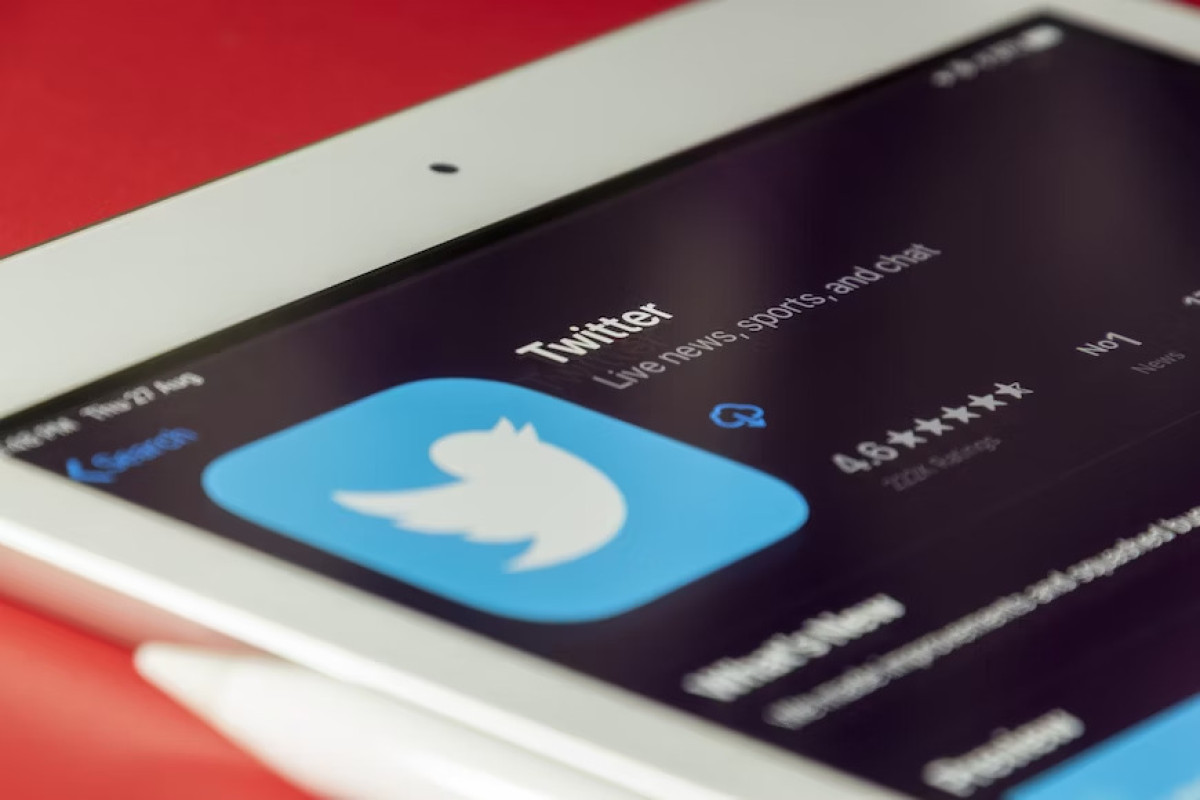 Apa Itu Twitter? Eksplorasi Mengenai Fitur dan Fungsi Media Sosial Populer Ini