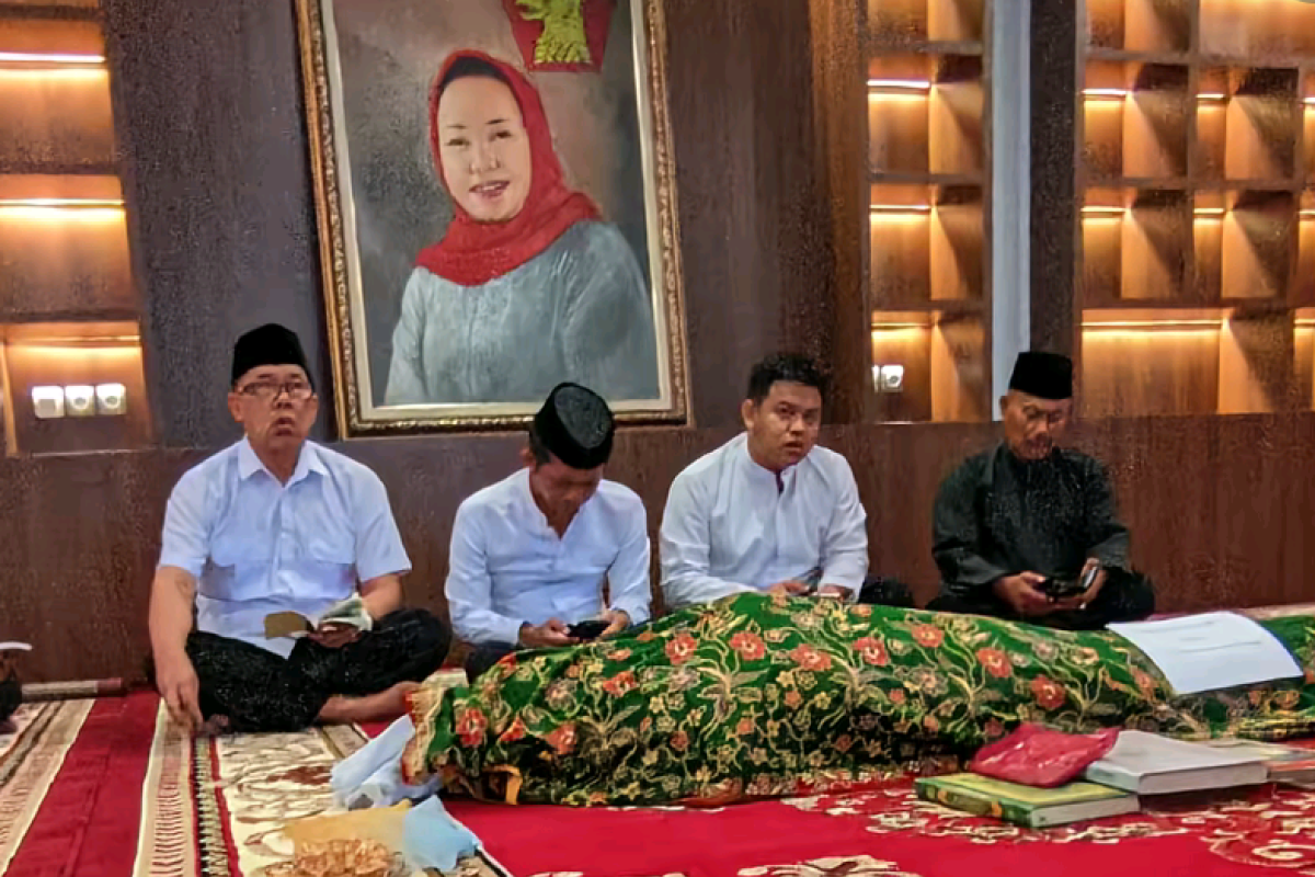Kabar Duka! Diny Yuliani Istri Bupati Purwakarta Om Zein Meninggal Dunia Pada Kamis, 30 Oktober 2025