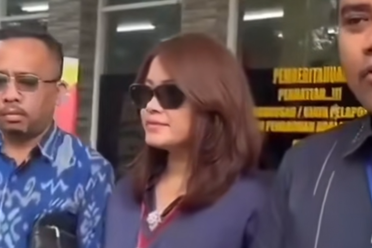 Ferry Irwandi Dilaporkan ke Polda Sumut oleh Hera Enica Lubis Influencer Medan atas Tuduhan Fitnah dan Pencemaran Nama Baik