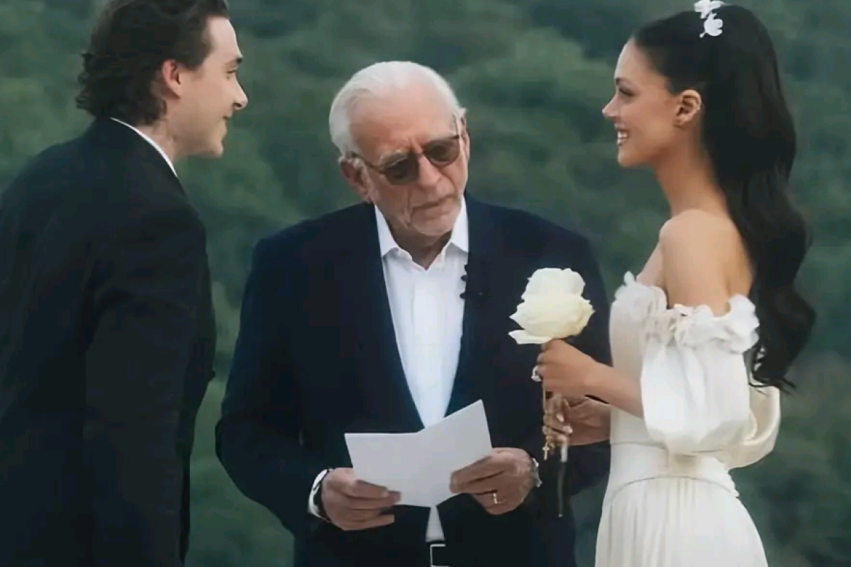 Nicola Peltz Anaknya Siapa? Inilah Biodata Istri  Brooklyn Beckham, Benarkah Lebih Kaya Daripada Victoria dan David Beckham?