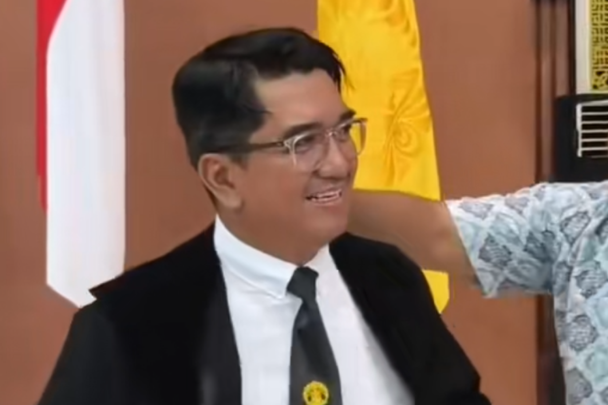 Profil Tampang Heri Hermansyah Rektor UI yang Diteriaki Zionis Oleh Mahasiswa saat Acara Wisuda, Lengkap: Umur, Agama dan Akun IG