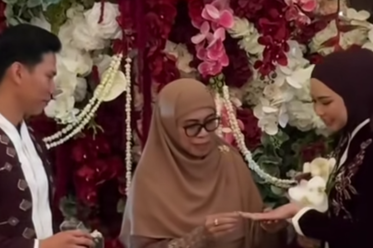 SELAMAT! Dara Arafah Resmi Dilamar Rehan Mubarak pada Senin, 24 November 2025