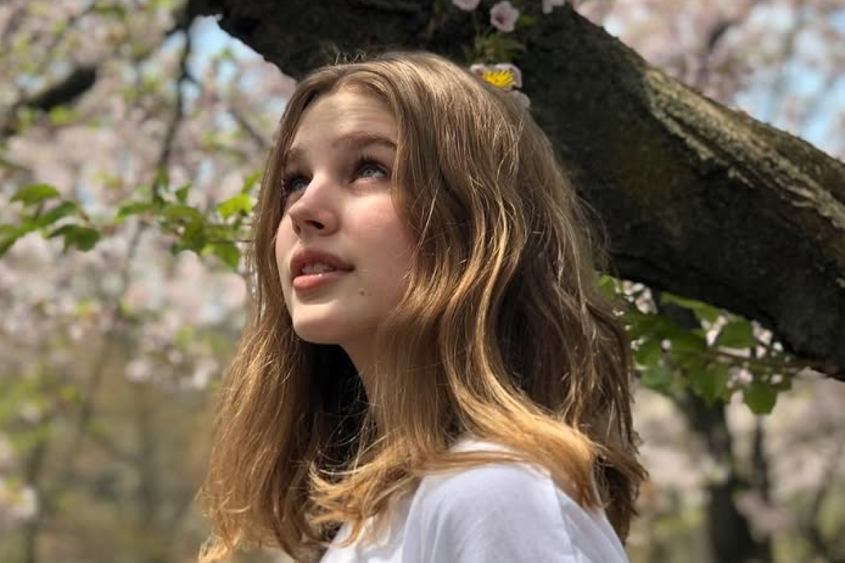 Profil Biodata Teagan Croft Pemeran Rapunzel dalam Versi Live-Action Tangled Disney: Umur, Agama dan Akun Instagram