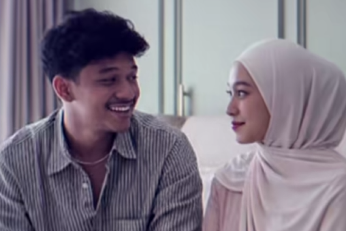 Apa Hubungan Melvin Danendra dan Julia Prastini Alias Jule? 