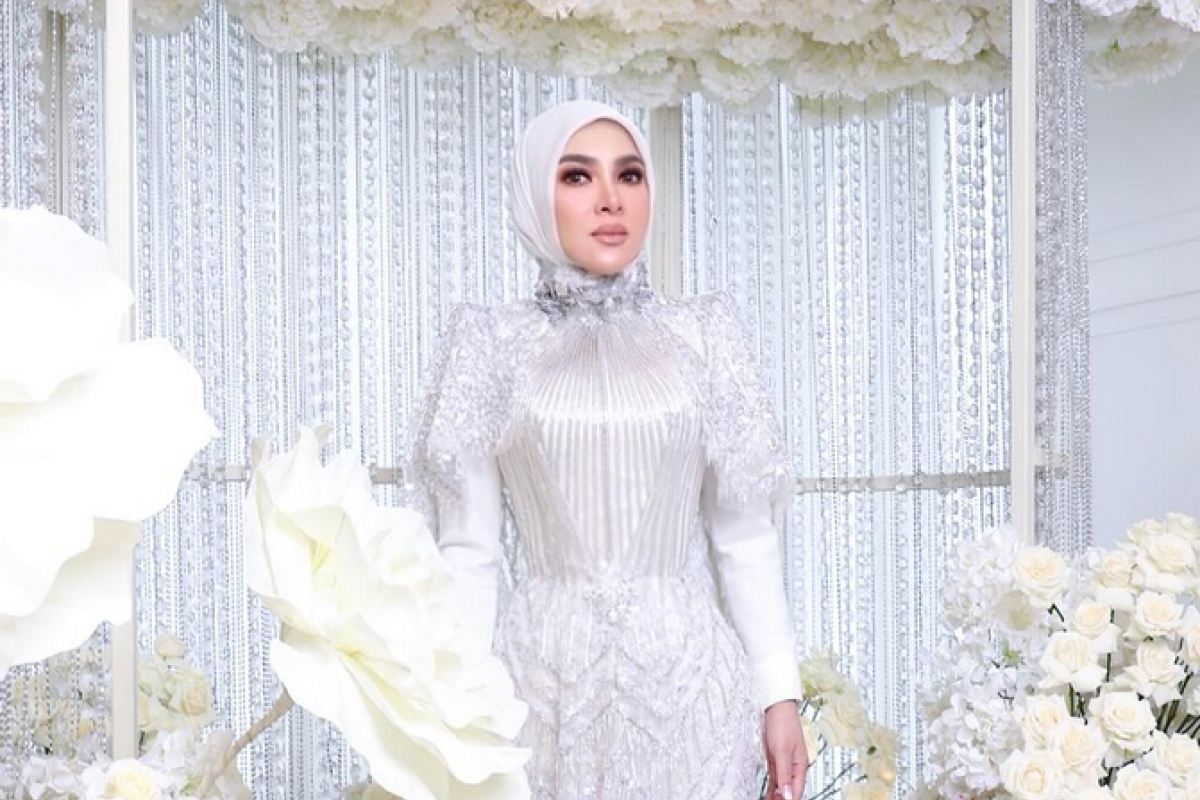 Suara Syahrini Dinilai Berubah saat Nyanyi di Pernikahan Kerabat, Tuai Sorotan Warganet