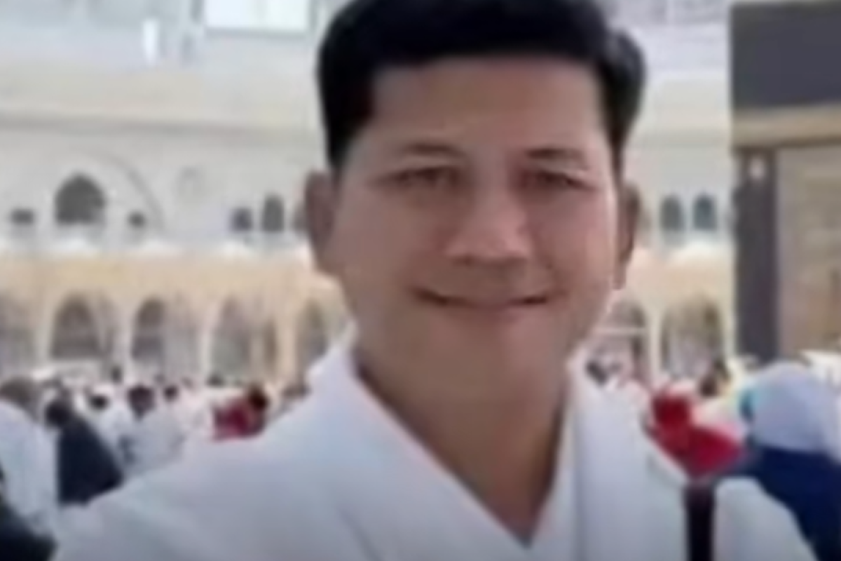 Mirwan MS, Bupati Aceh Selatan yang Buat Surat Tak Mampu Menangani Banjir Kini Kepergok Pergi Umroh: Empati atau Ego?