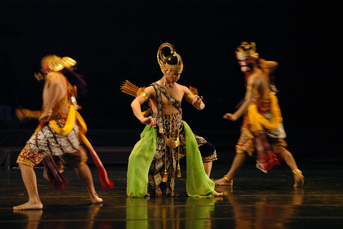 Kalender Jawa 1 Februari 2026 Menandai Weton Minggu Wage dan Karakternya