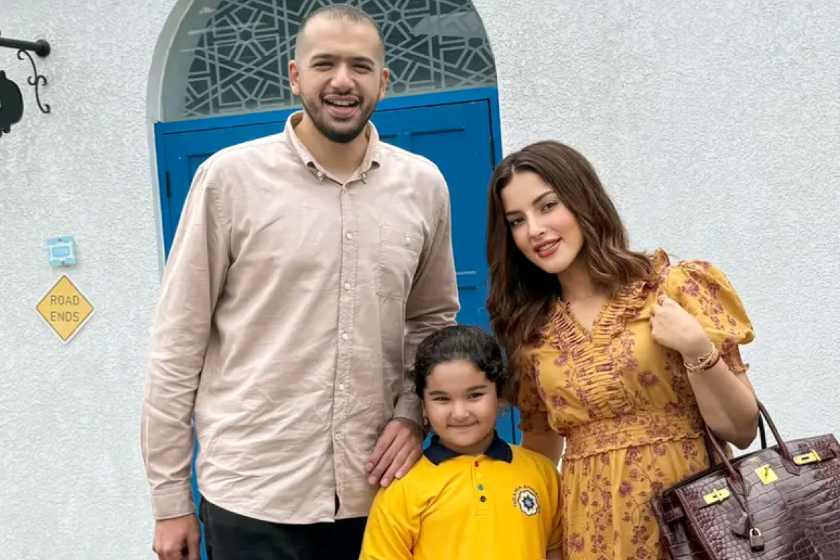 Tasya Farasya dan Ahmad Assegaf Tunjukkan Komitmen sebagai Orang Tua Tunggal: Kompak Ambil Rapot Anak, Publik Pun Terharu