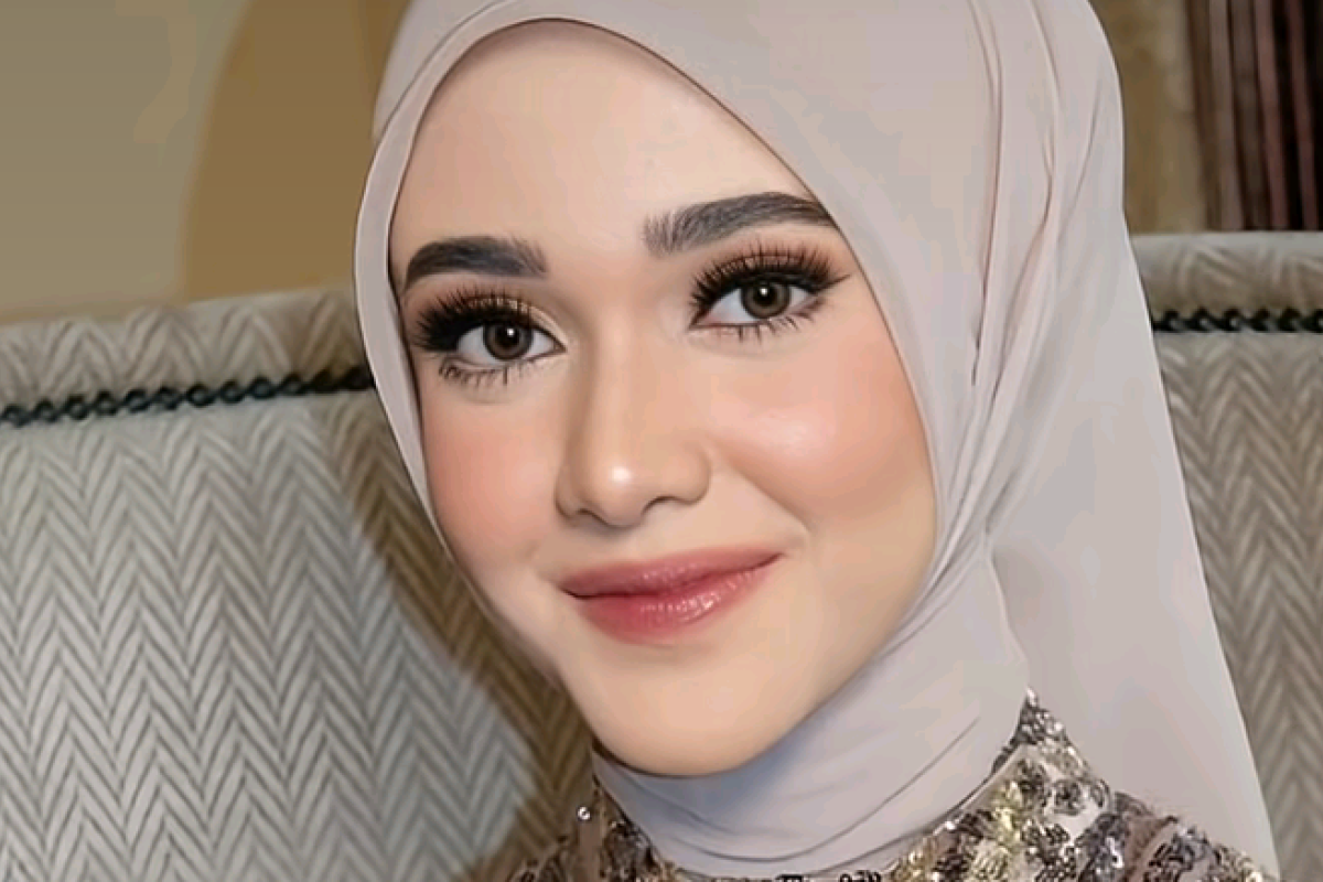 Profil Firza  Calon Istri Habib Zaidan yang Resmi Bertunangan: Umur, Agama dan Akun IG