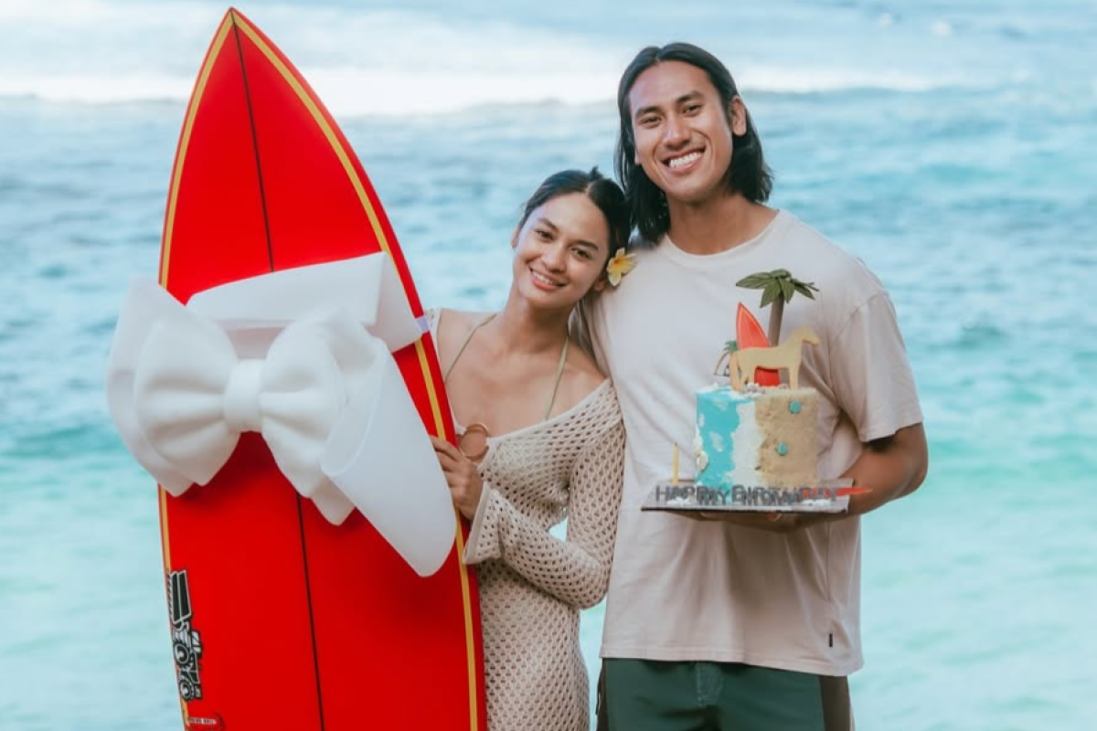 Hana Malasan Anaknya Siapa? Inilah Biodata Calon Istri Sean Gelael, Pembalap dan Anak Pemilik KFC Indonesia yang Resmi Bertunangan