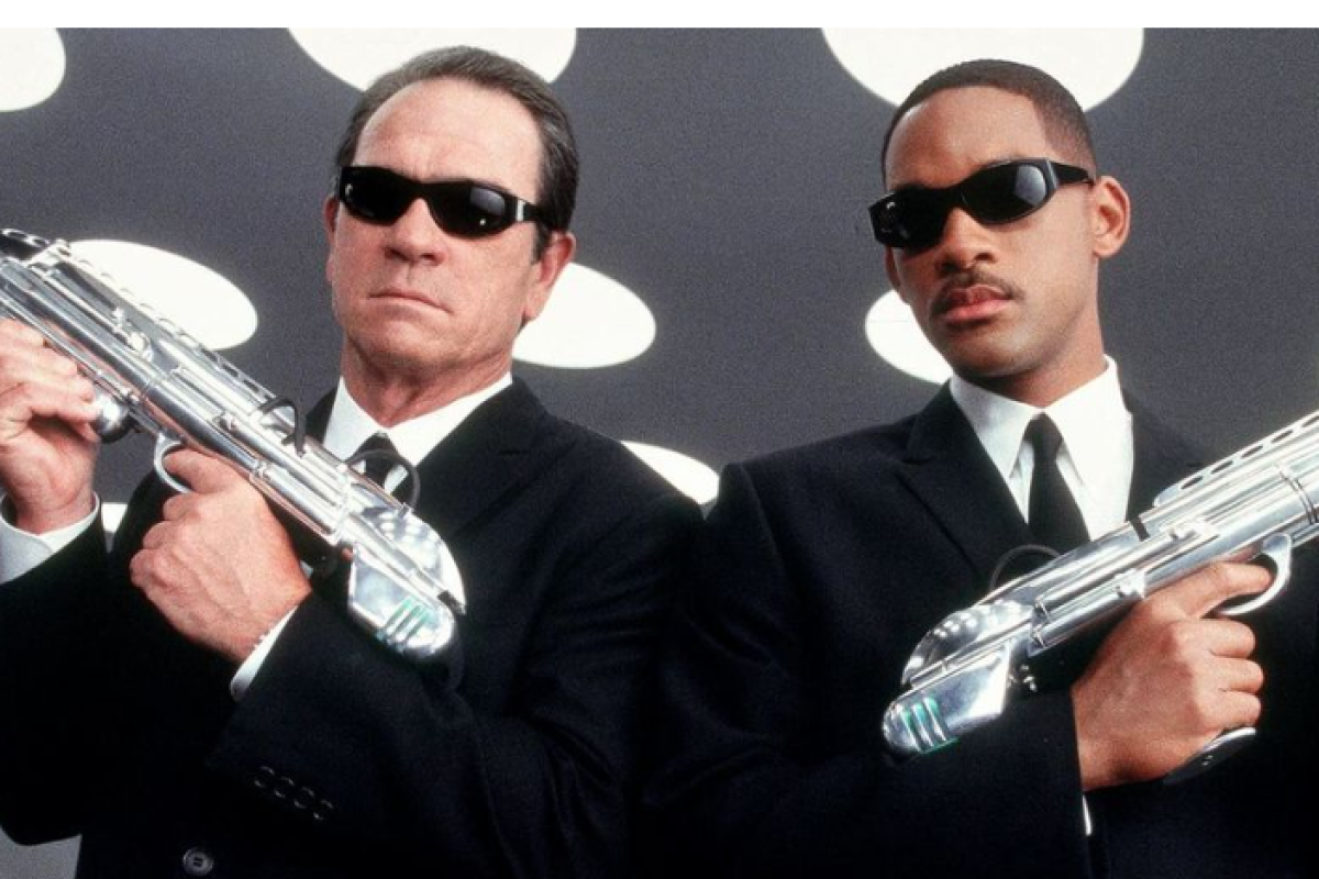 Jadwal Acara Televisi Kamis, 6 November 2025 Ada Film Bioskop Men in Black (1997) dan Police Story di Metro TV, SCTV, TVONE, NET TV, Indosiar, TRANS 7, TRANS TV dan RCTI 