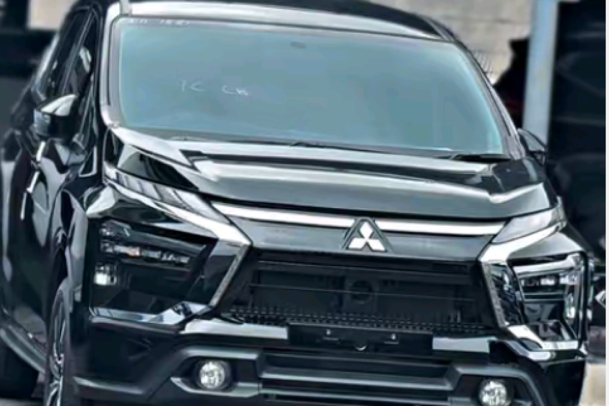 Perbandingan Mitsubishi Xpander vs Hyundai Stargazer di Segmen Low MPV 2026