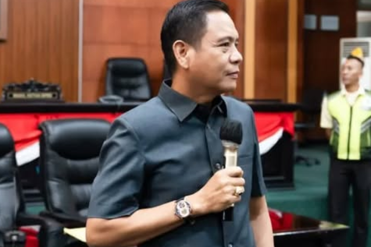 Profil Tampang Mustainah Hadi Istri Hadi Atmaji Ketua DPRD Jombang yang Tolak Cabut Tunjangan Rumah Rp37,8 Juta Lengkap dari Umur, Agama dan Akun IG