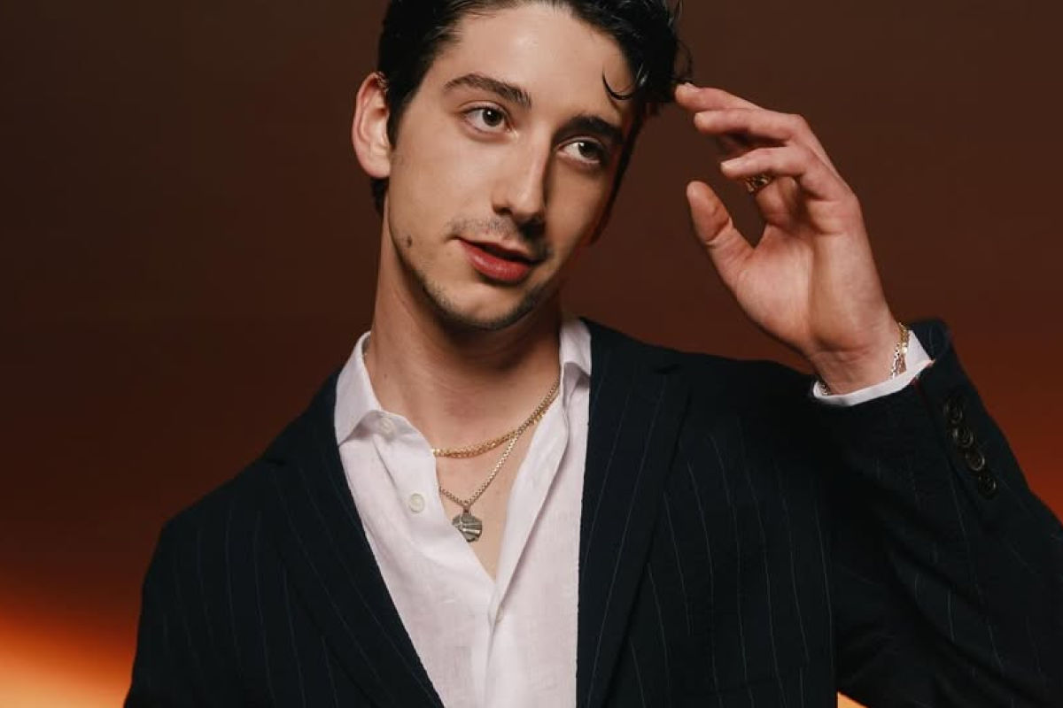 Profil Biodata Milo Manheim Pemeran Manheim Flynn Rider dalam Versi Live-Action Tangled Disney: Umur, Agama dan Akun Instagram