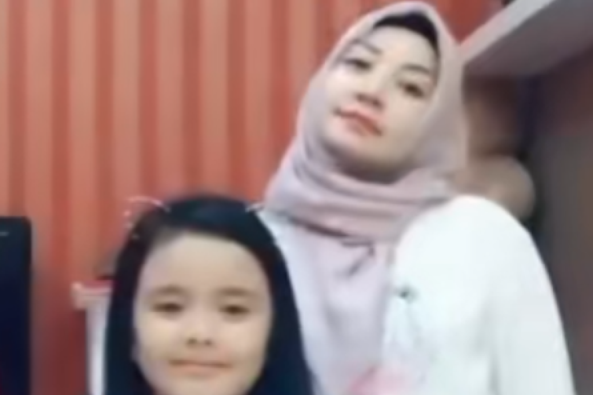 Siapa Faizah Shoraya? Ibu Rumah Tangga di Medan yang Tewas Diduga Ditusuk Anak Kandungnya Sendiri — Netizen Pertanyakan Kejanggalan Kasus Ini